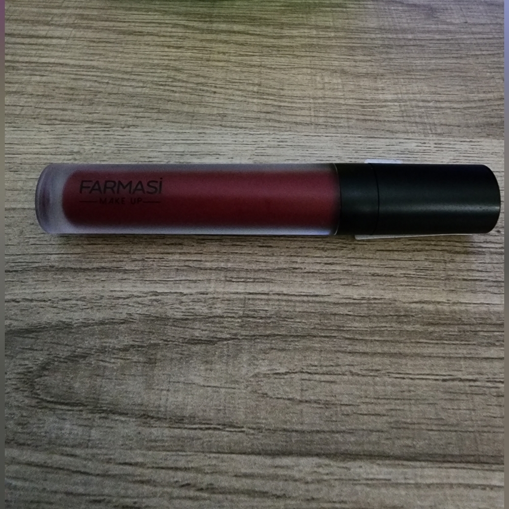 Farmasi Matte Liquid lipstick